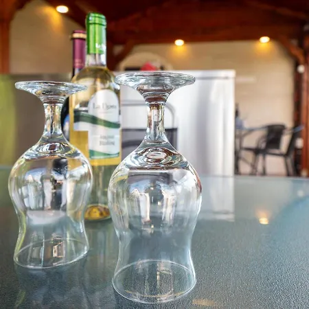 Διαμέρισμα Pipacsos Vendeghazak Kiskunmajsa