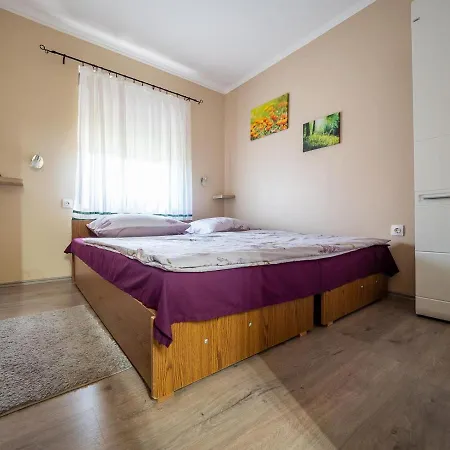 Pipacsos Vendeghazak * Kiskunmajsa